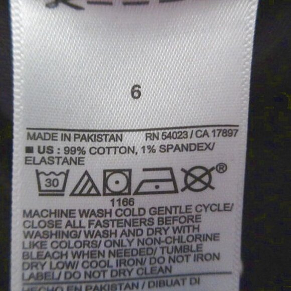 Old Navy Jean Shorts Womens Size 6 Black Denim Smoothing OG Straight Long NWT - Picture 10 of 10